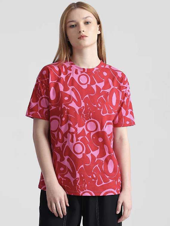 red cotton blend all over print tshirt