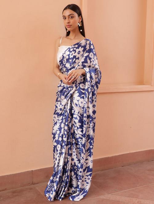 women floral printed saree with blouse - 22060586 - Standard Image - 0