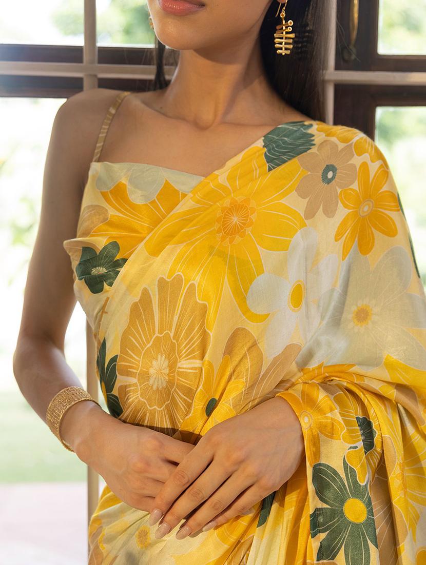 women floral printed saree with blouse - 22060588 - Standard Image - 2