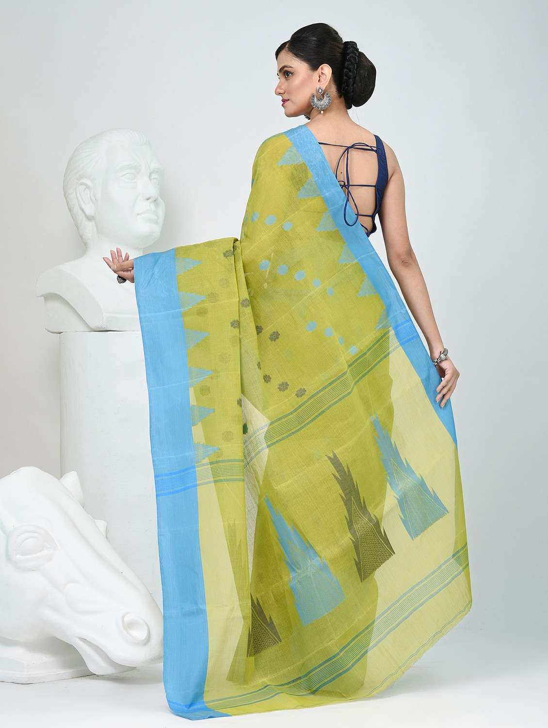 women self design handloom saree - 22060643 -  Standard Image - 2