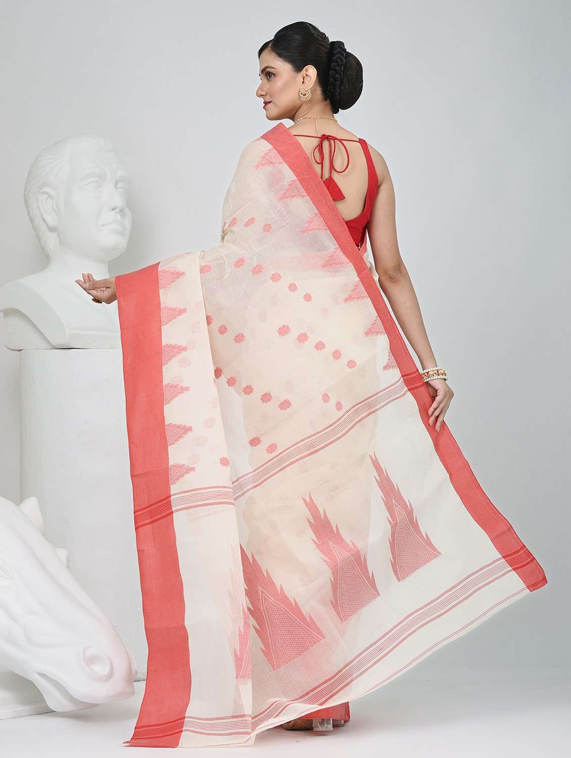 women self design handloom saree - 22060648 -  Standard Image - 2