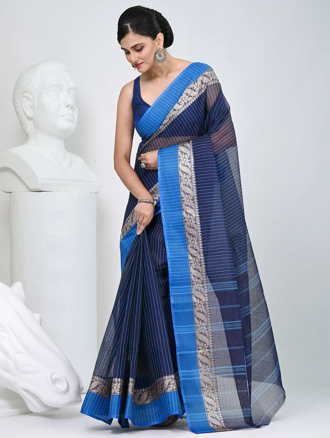 women striped tant saree - 22060666 -  Standard Image - 2