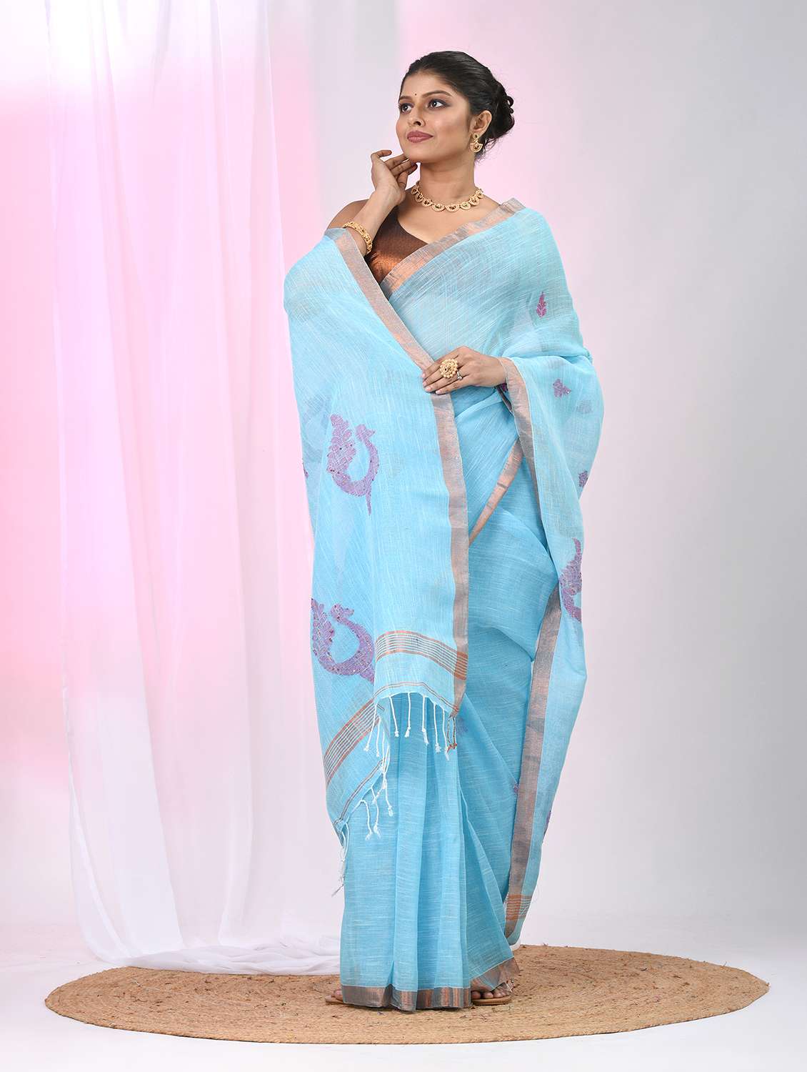 women self design handloom saree with blouse - 22060701 -  Standard Image - 2