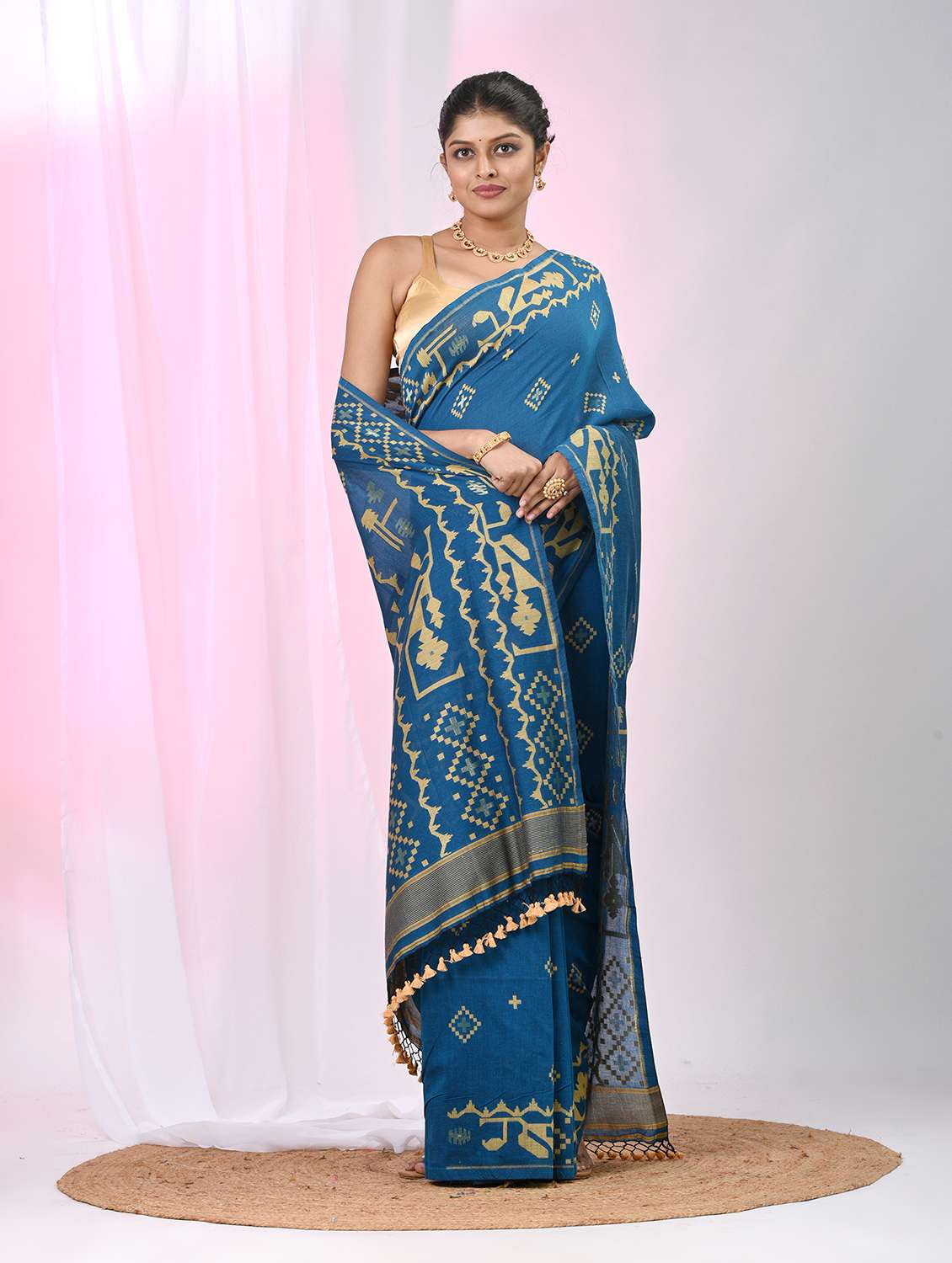 women self design handloom saree with blouse - 22060708 -  Standard Image - 2