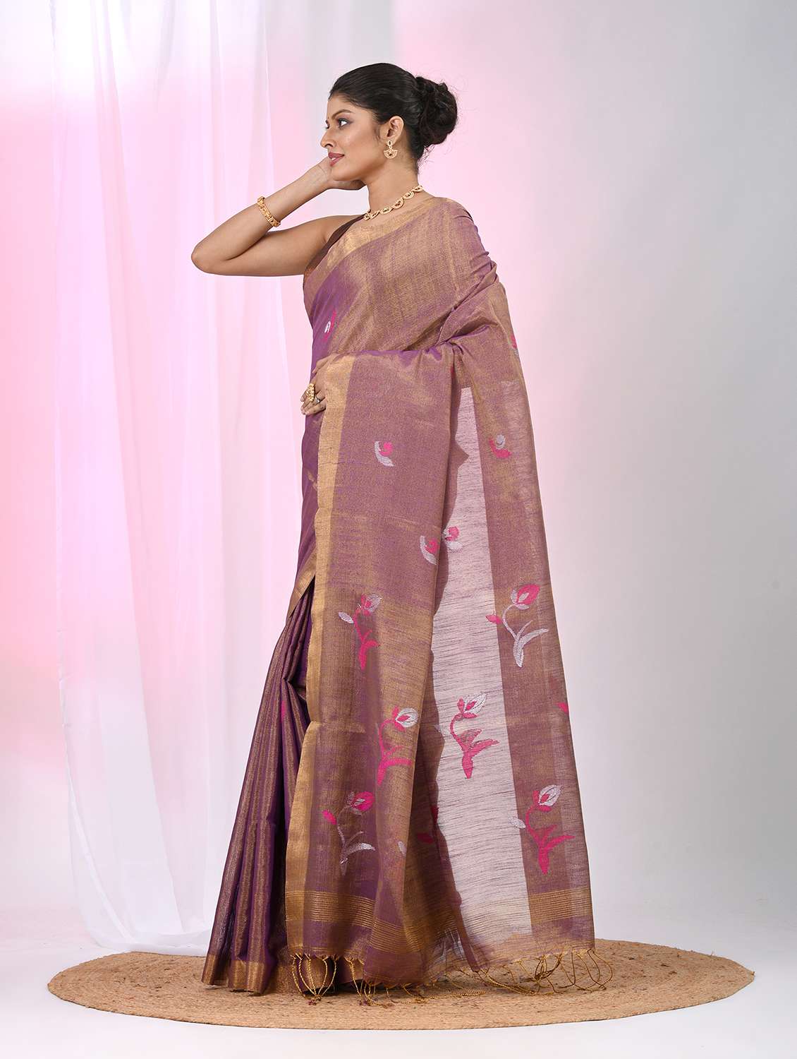 women self design handloom saree with blouse - 22060718 -  Standard Image - 2