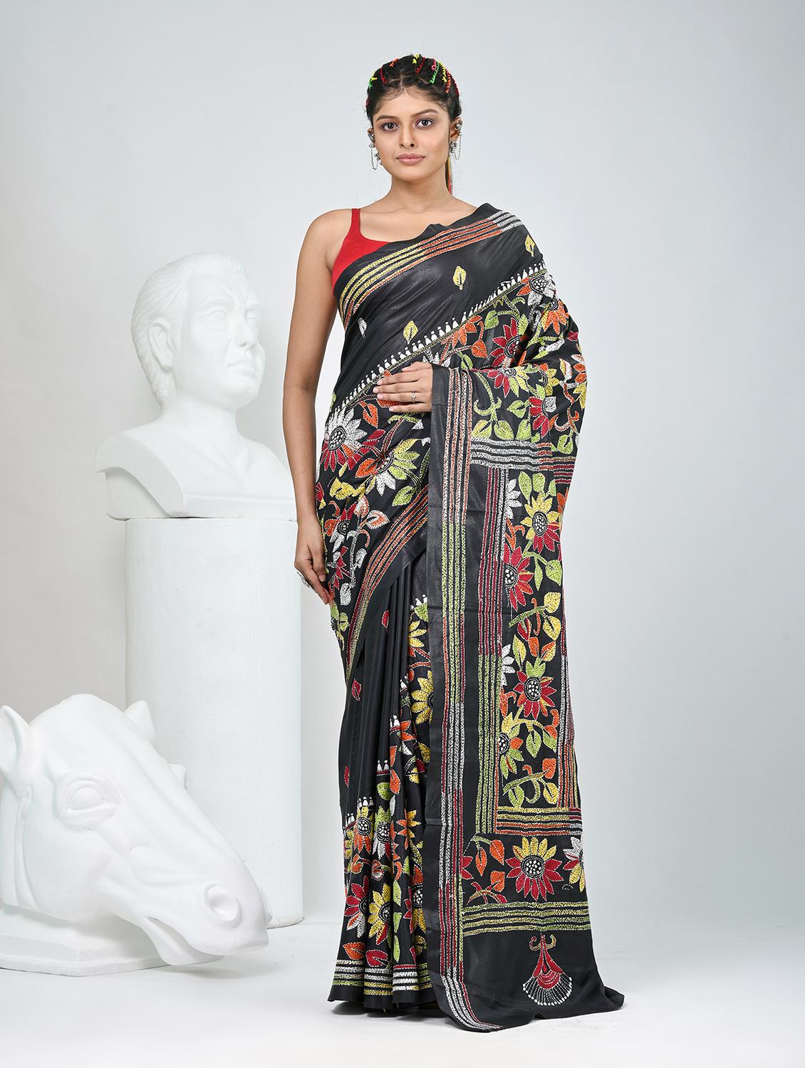 women solid with work handloom saree with blouse - 22060731 - Zoom Image - 0