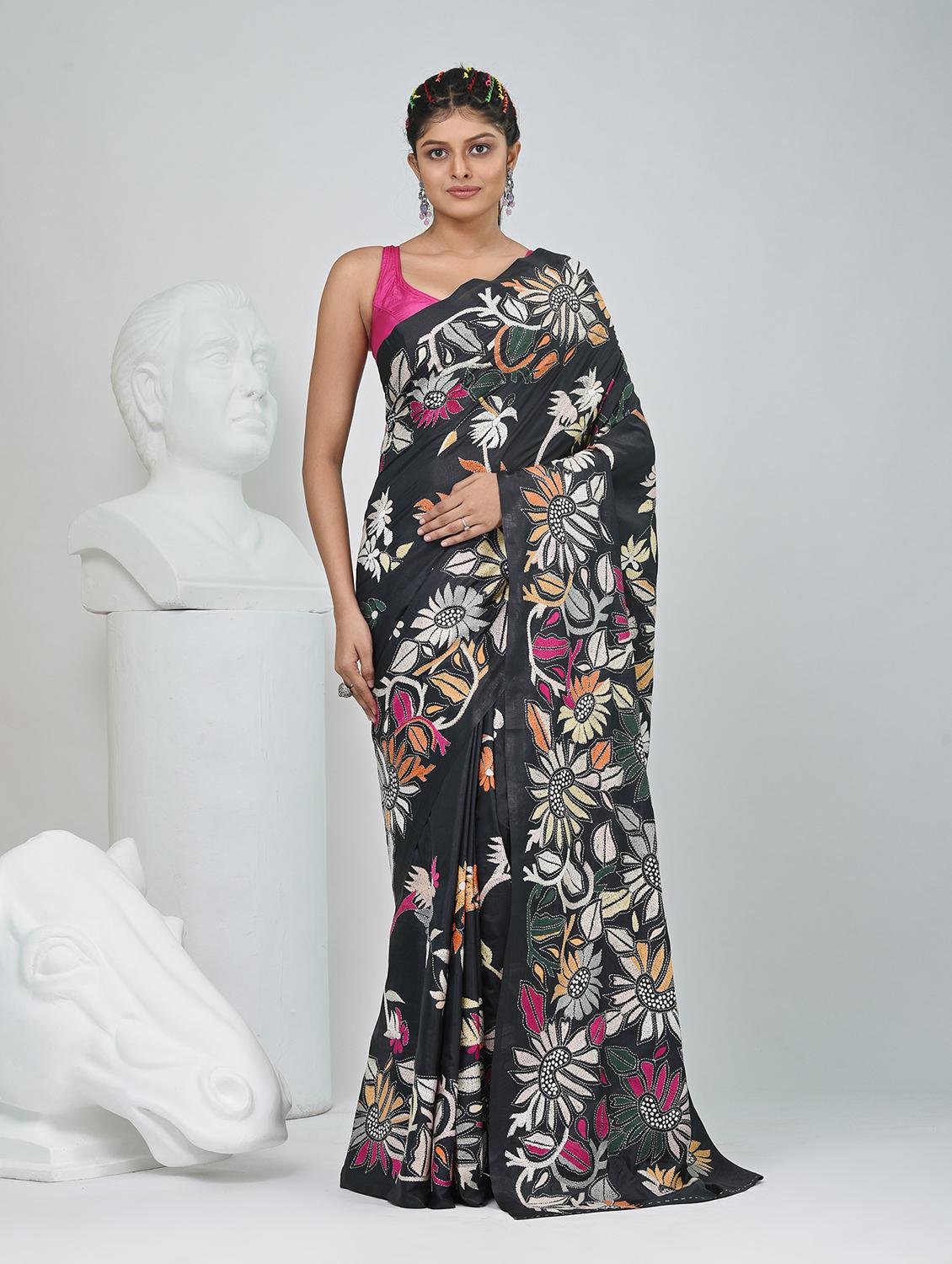 women solid with work handloom saree with blouse - 22060740 - Zoom Image - 0