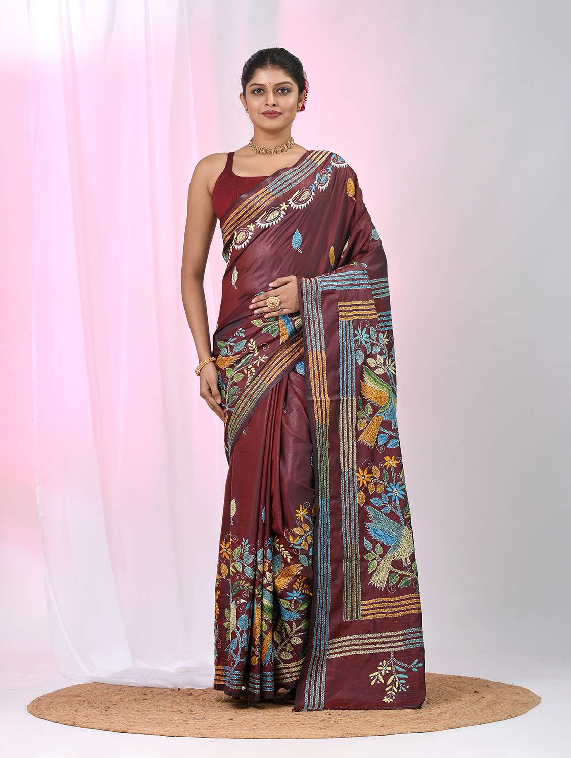 women solid with work handloom saree with blouse