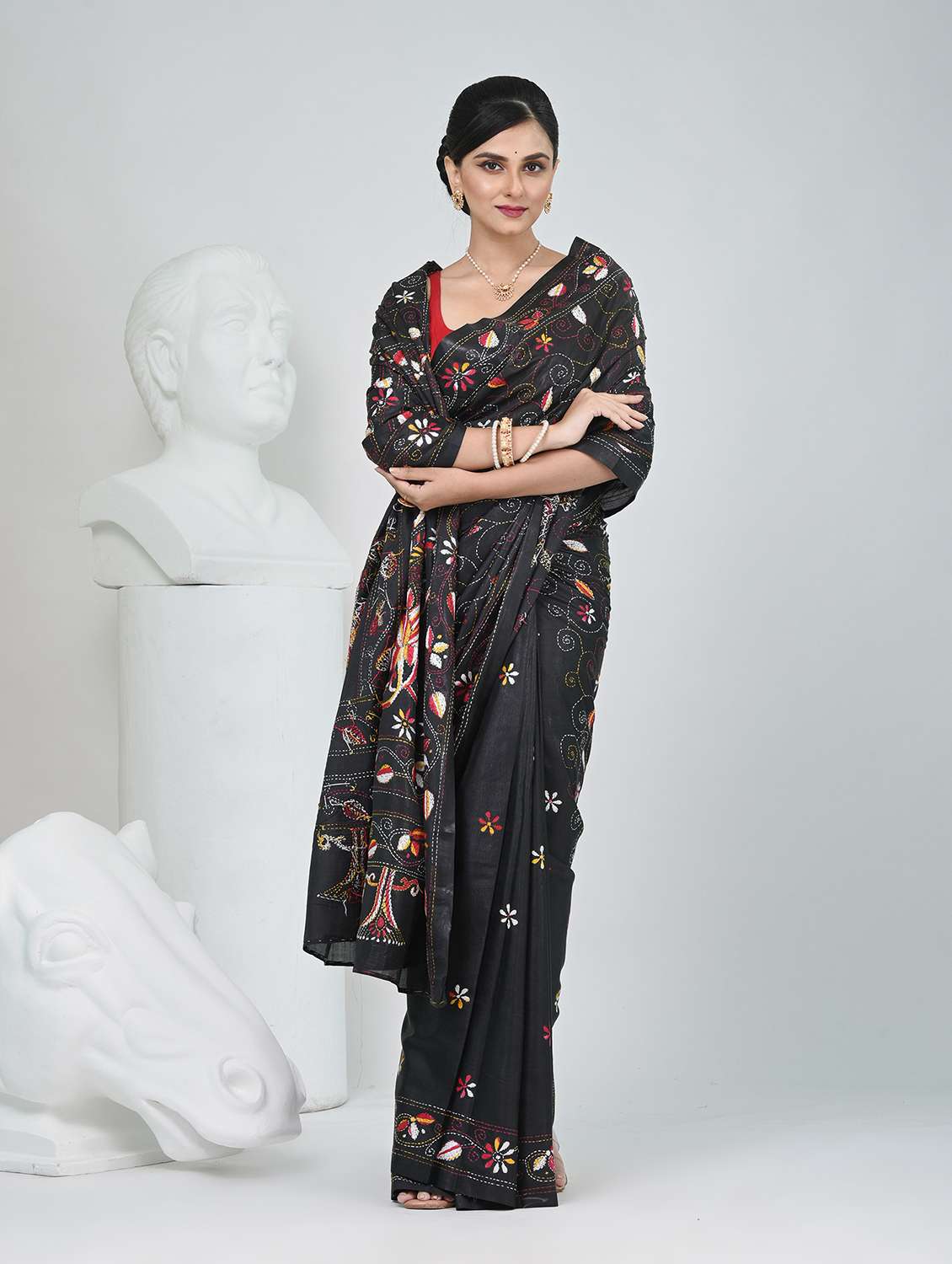 women solid with work handloom saree with blouse - 22060747 - Standard Image - 2