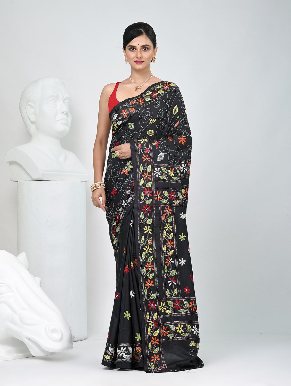women solid with work handloom saree with blouse - 22060765 - Zoom Image - 0