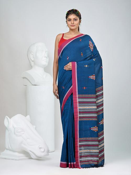 women self design handloom saree with blouse - 22060783 - Standard Image - 0