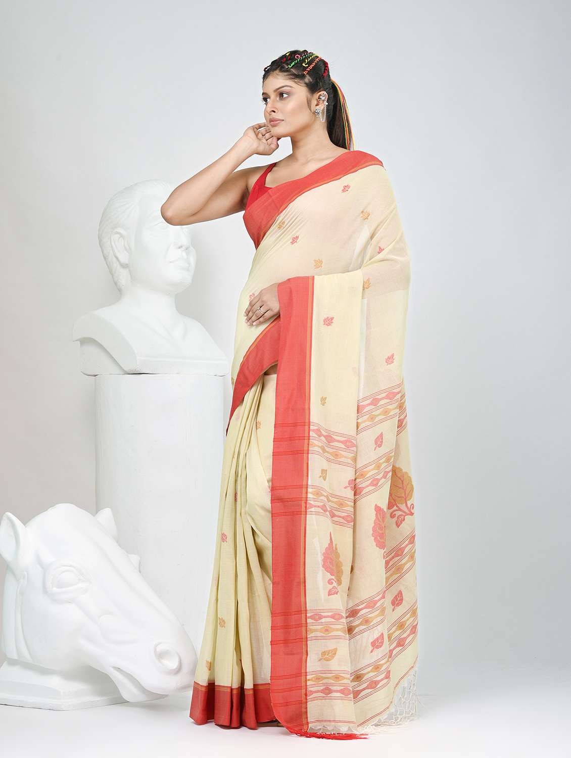 women self design handloom saree with blouse - 22060797 - Standard Image - 2