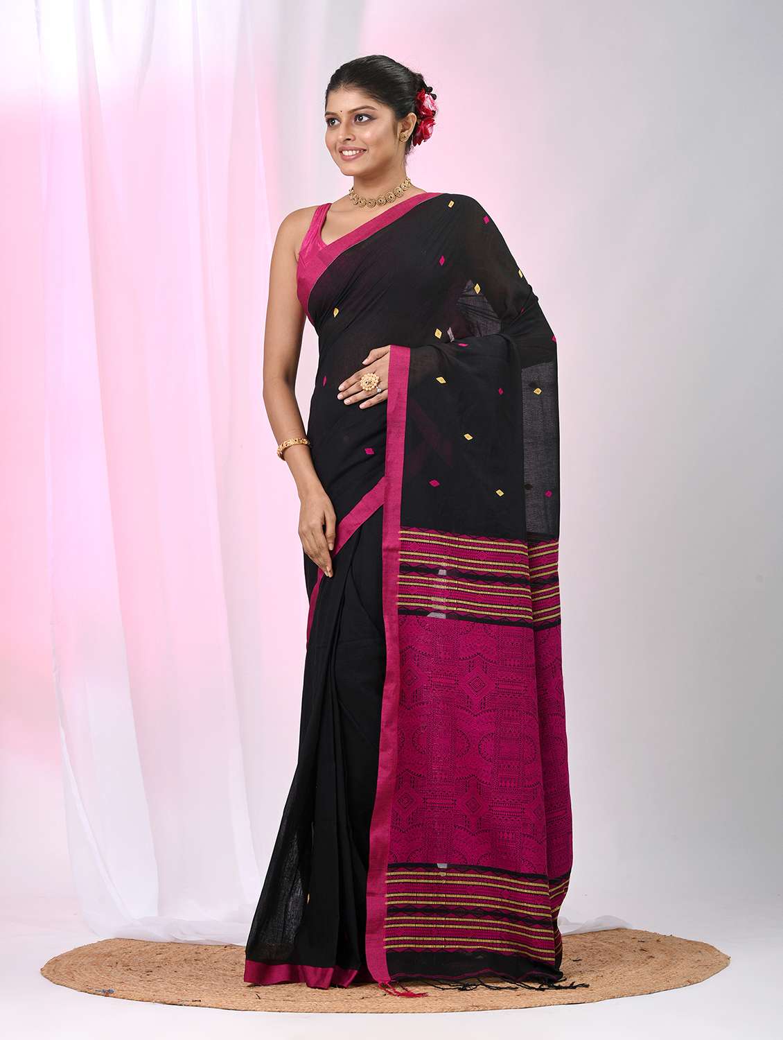 women self design handloom saree with blouse - 22060812 -  Standard Image - 2