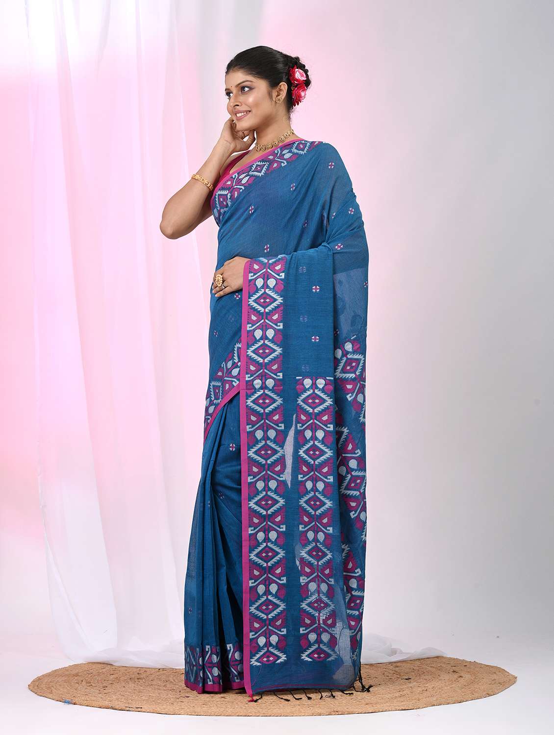 women self design handloom saree with blouse - 22060815 -  Standard Image - 2