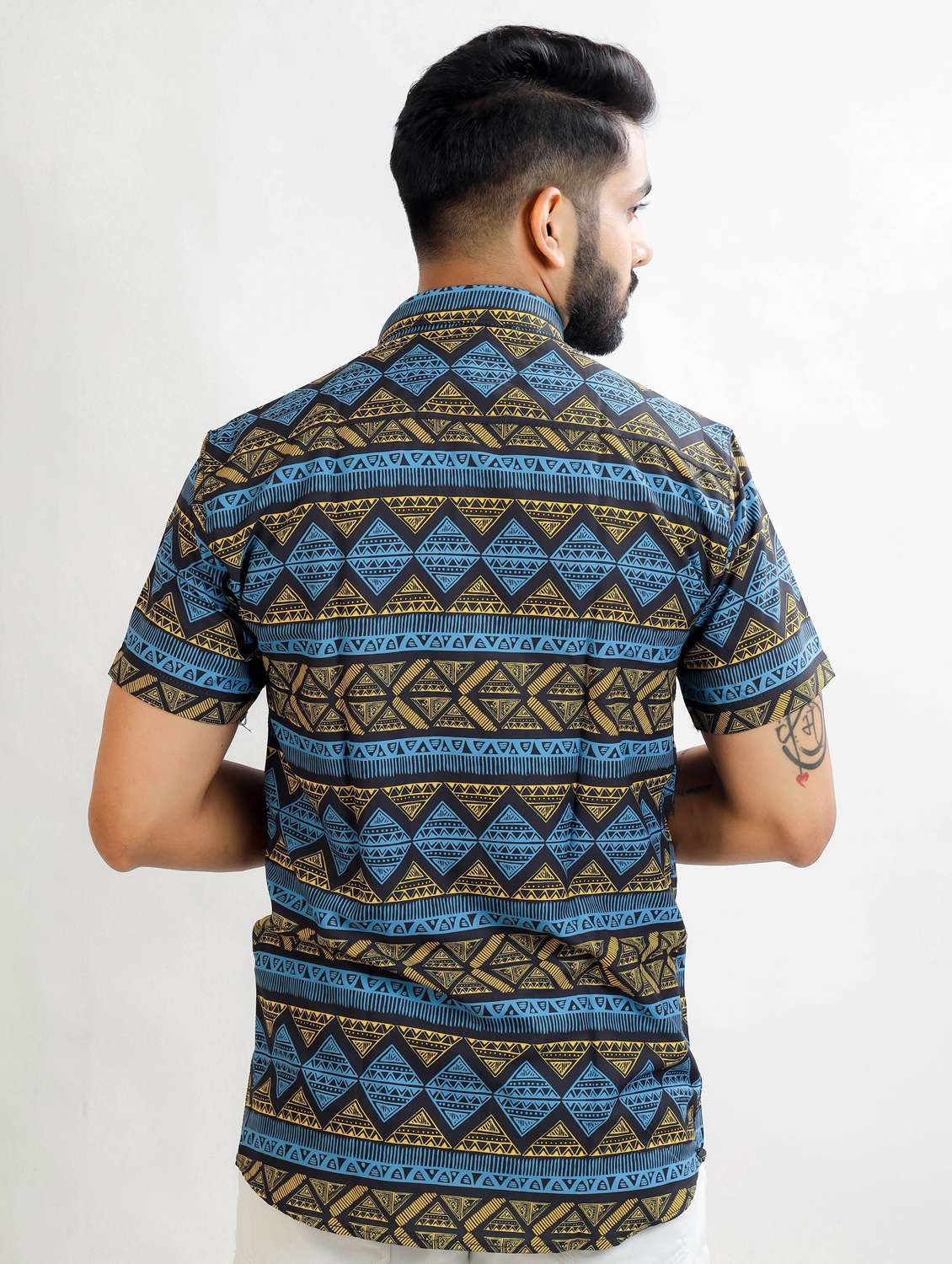 men printed collared short sleeve regular fit shirt - 22061037 -  Standard Image - 2