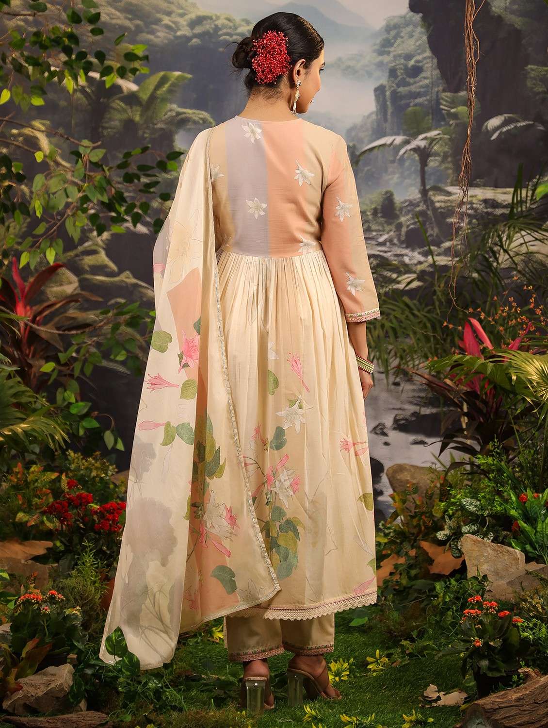 women three quarter sleeve kurta pant with dupatta set - 22061380 - Standard Image - 2