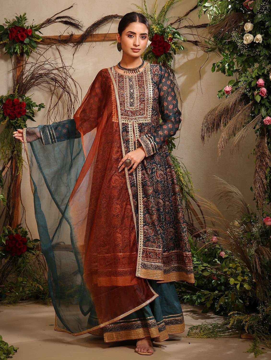 women printed long sleeve kurta sharara with dupatta set