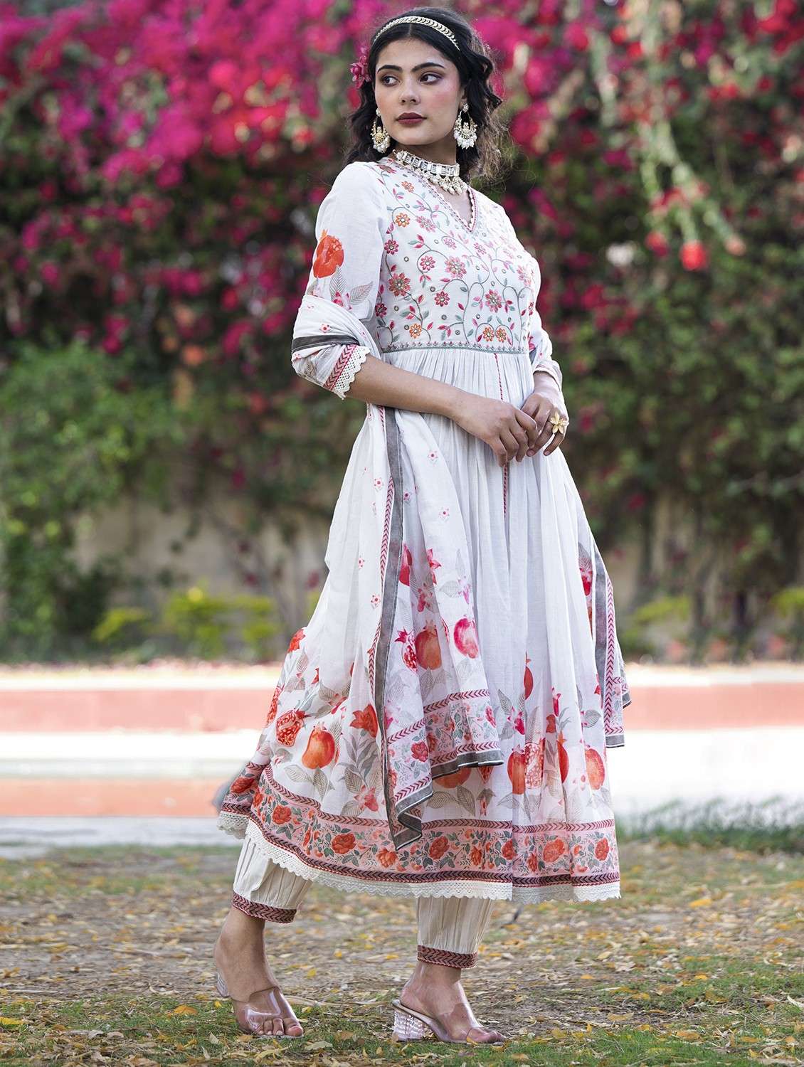 women three quarter sleeve kurta pant with dupatta set - 22061456 - Standard Image - 2