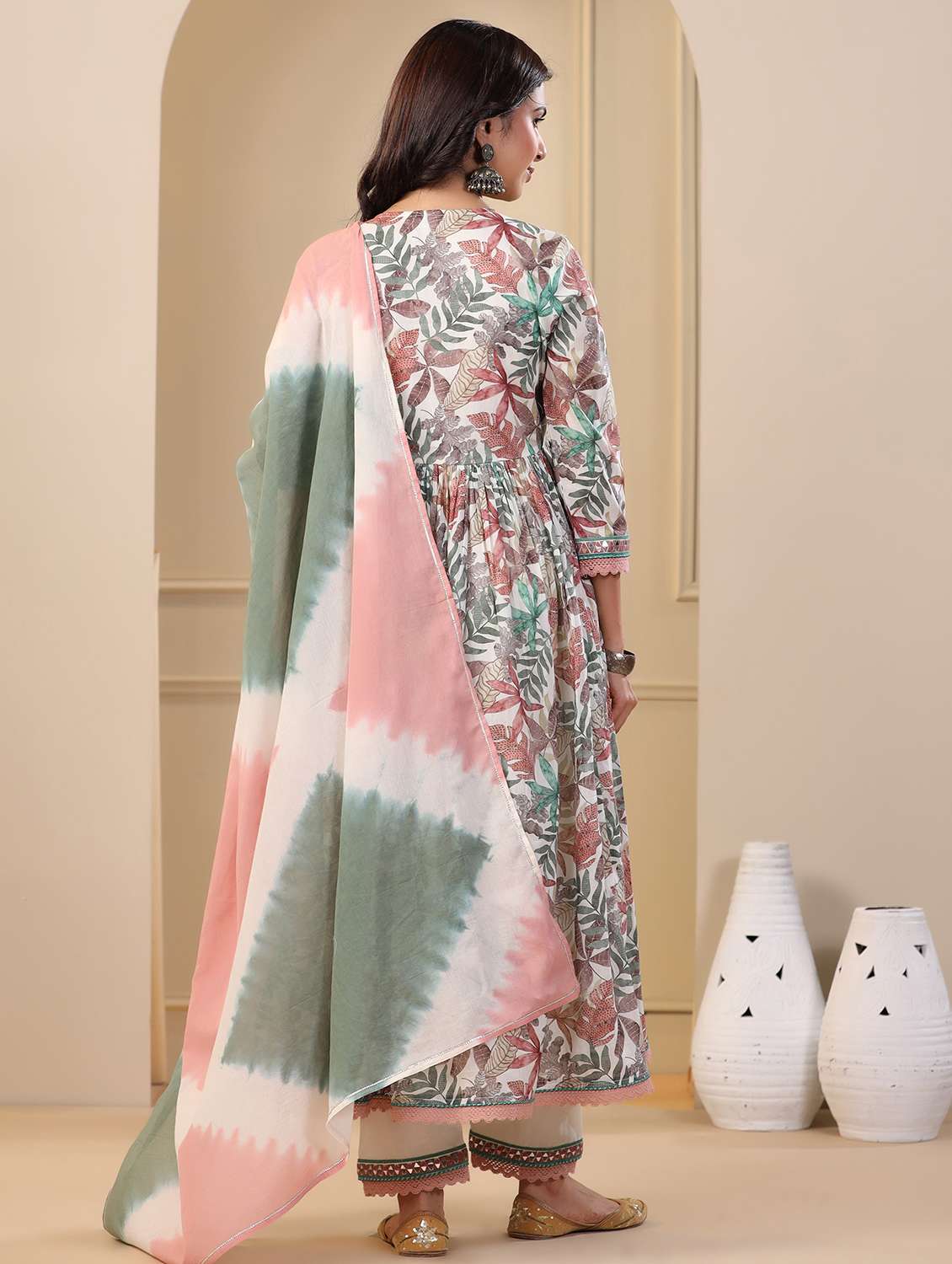 women three quarter sleeve kurta pant with dupatta set - 22061465 - Standard Image - 2