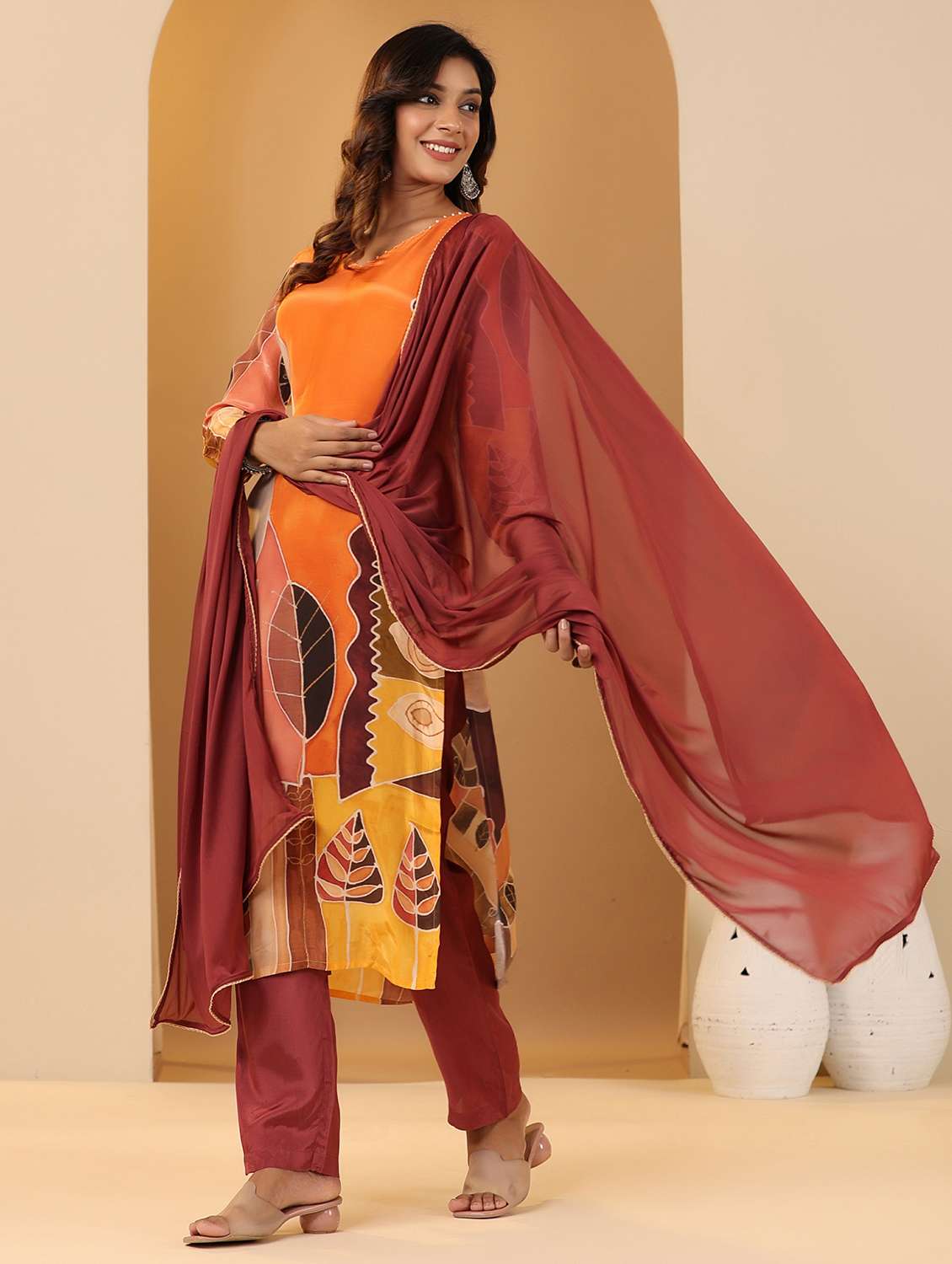 women three quarter sleeve kurta pant with dupatta set - 22061483 - Standard Image - 2
