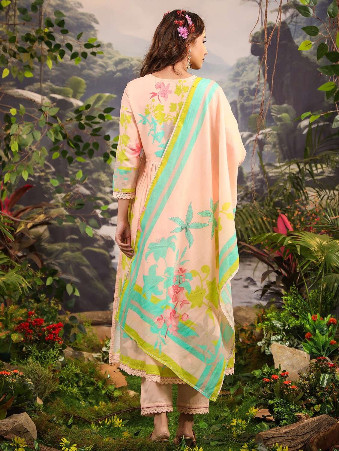 women floral three quarter sleeve kurta pant with dupatta set - 22061501 - Standard Image - 2