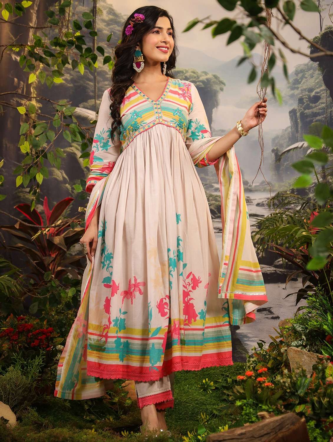 women floral three quarter sleeve kurta pant with dupatta set