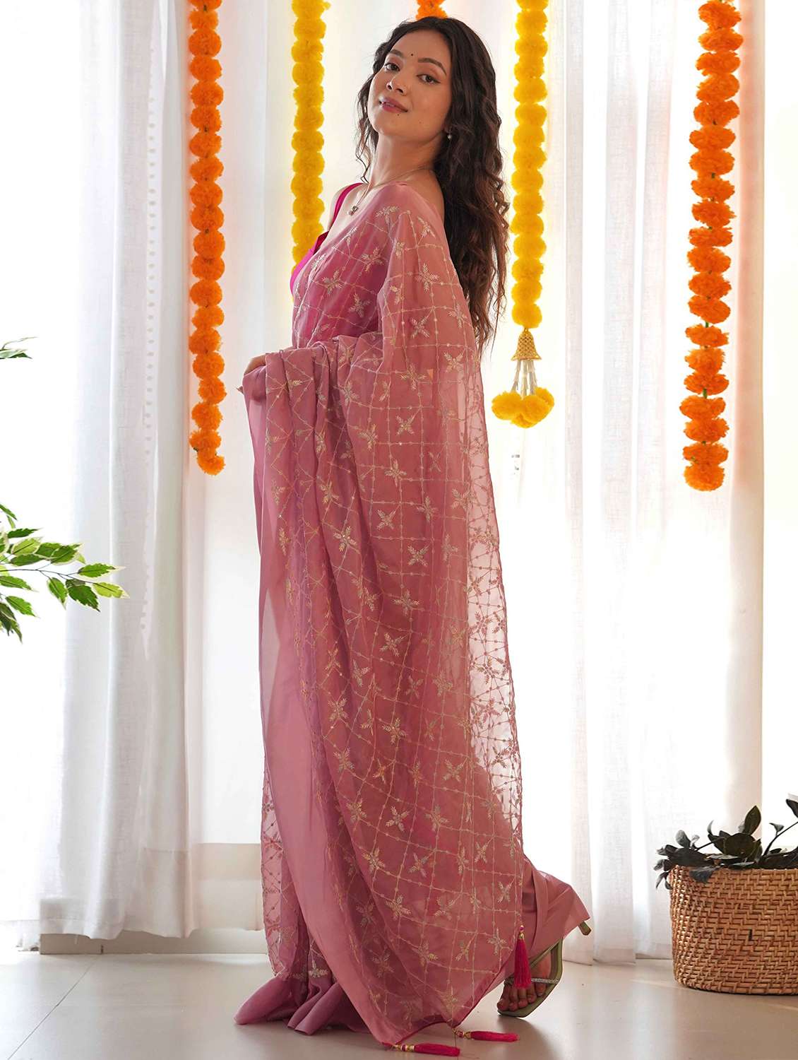 women solid with work embroidered saree with blouse - 22061549 -  Standard Image - 2