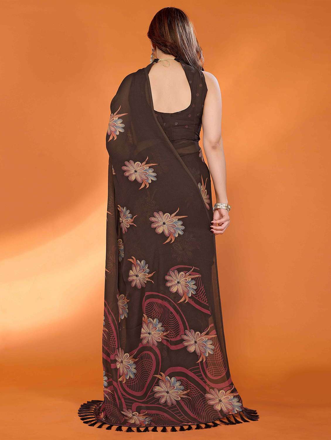 women floral printed saree with blouse - 22061564 -  Standard Image - 2