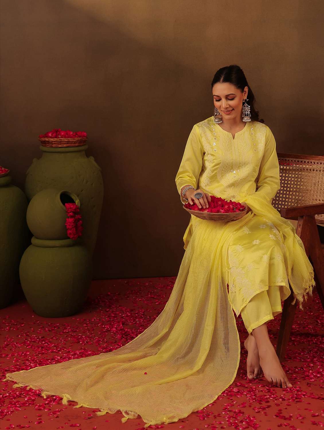 women three quarter sleeve kurta pant with dupatta set - 22062046 -  Standard Image - 2