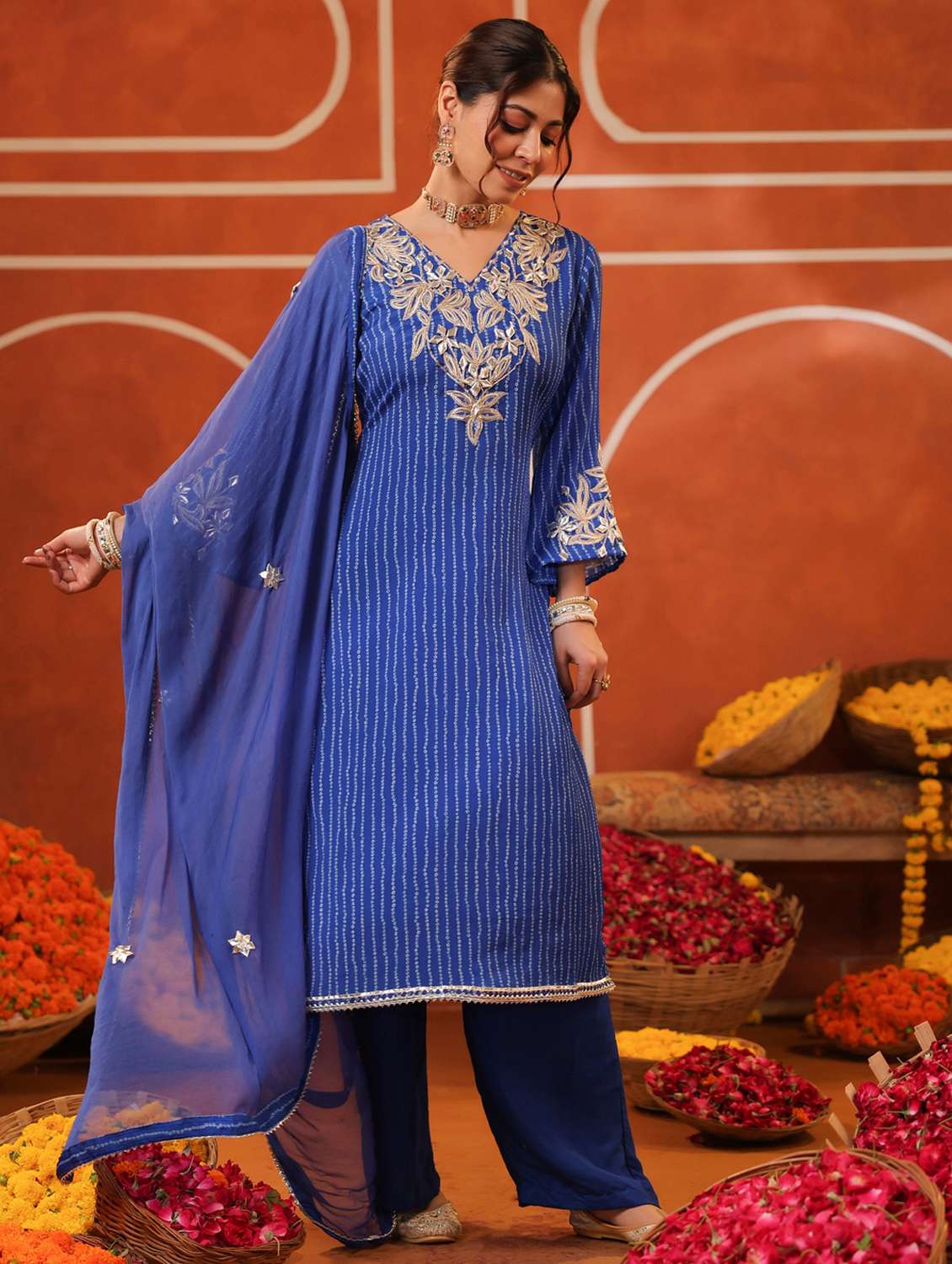 women three quarter sleeve kurta pant with dupatta set - 22062047 - Standard Image - 2