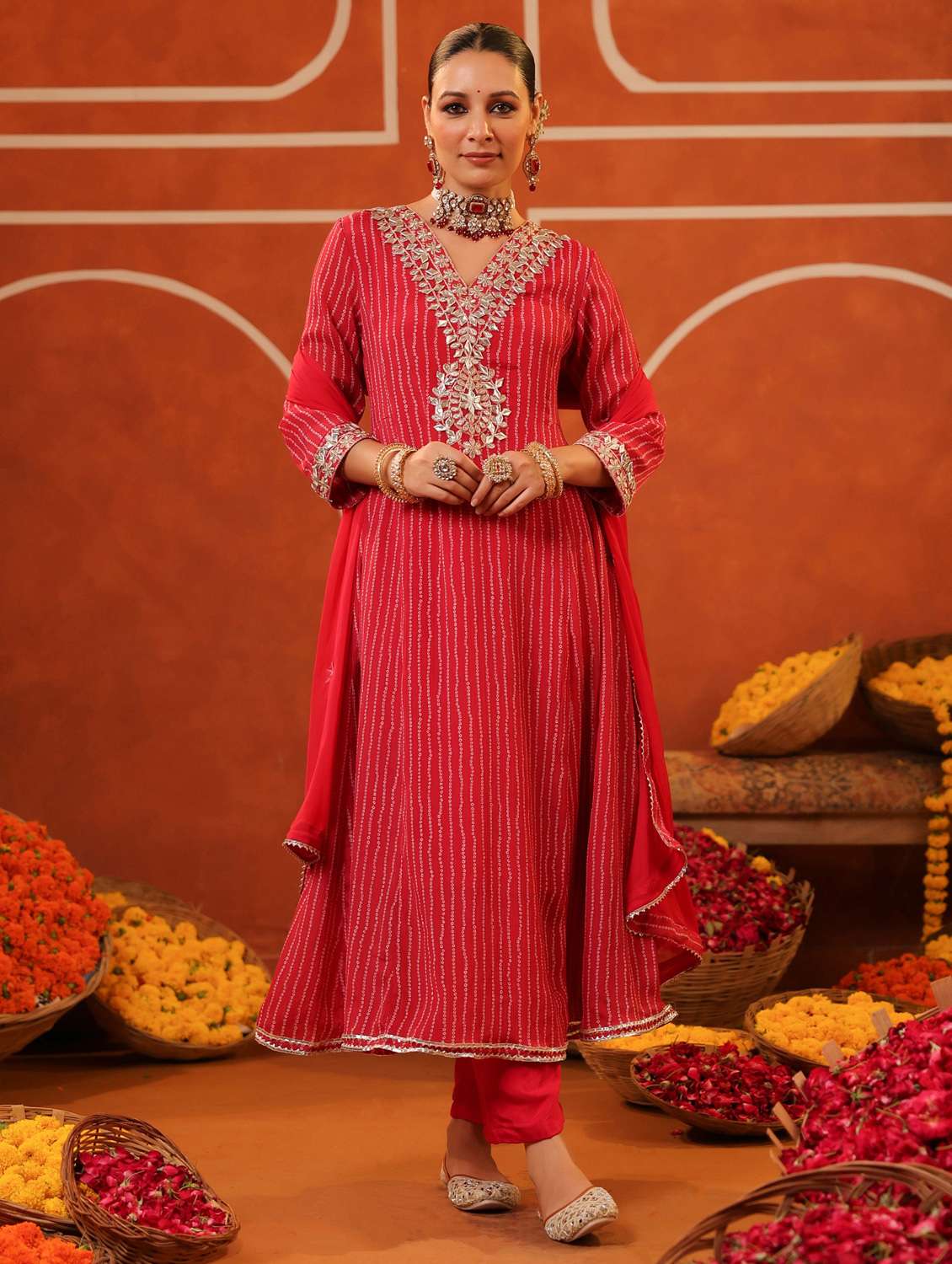 women three quarter sleeve kurta pant with dupatta set - 22062049 - Standard Image - 2