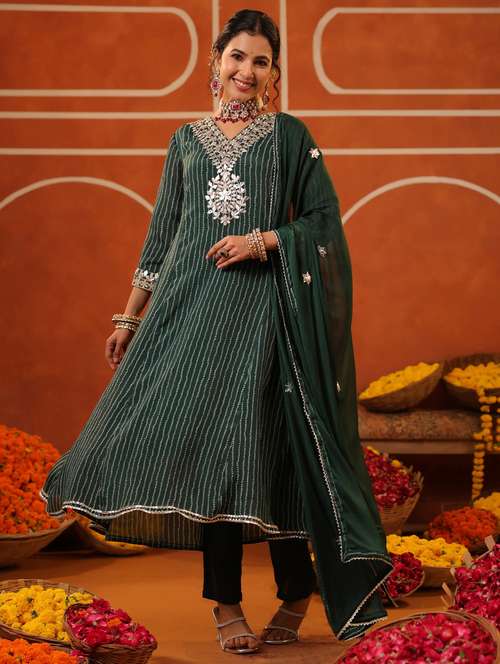 women three quarter sleeve kurta pant with dupatta set - 22062050 - Standard Image - 0