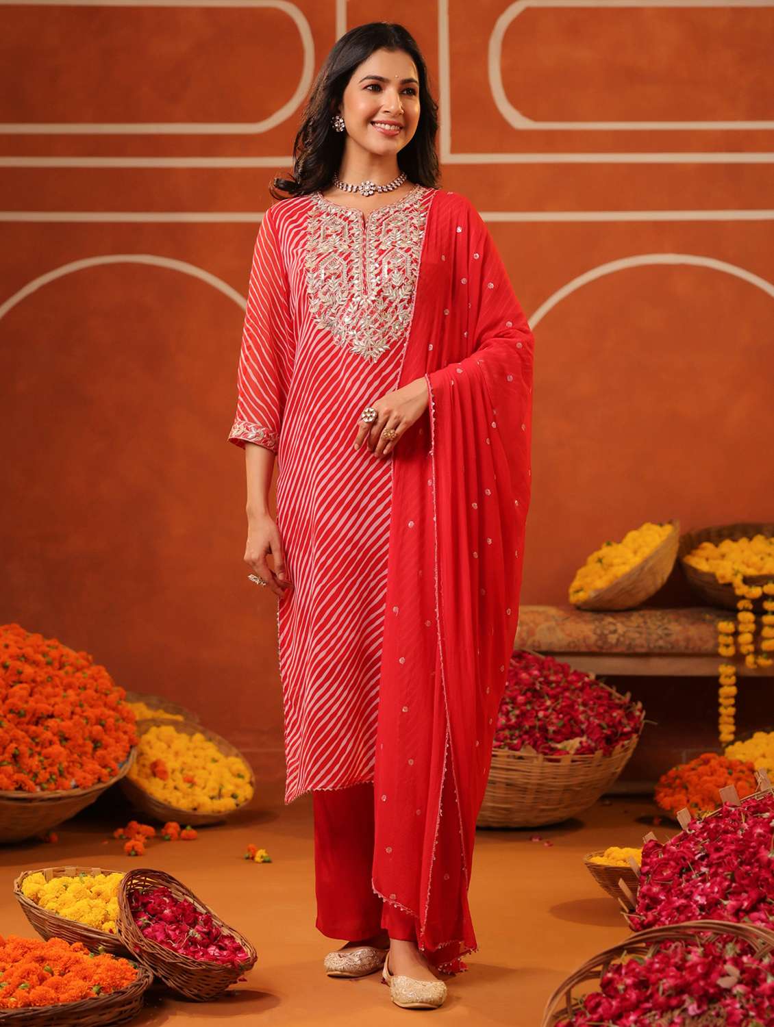 women three quarter sleeve kurta pant with dupatta set - 22062054 - Standard Image - 2