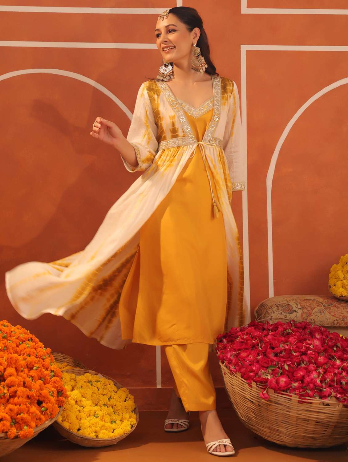 women three quarter sleeve kurta pant set - 22062065 -  Standard Image - 2