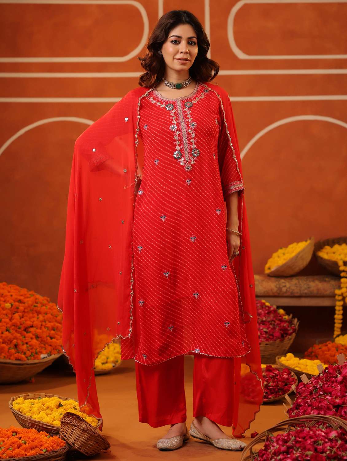 women three quarter sleeve kurta pant with dupatta set - 22062069 - Standard Image - 2