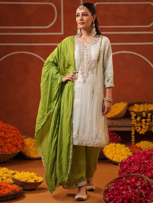 women three quarter sleeve kurta pant with dupatta set - 22062071 -  Standard Image - 0