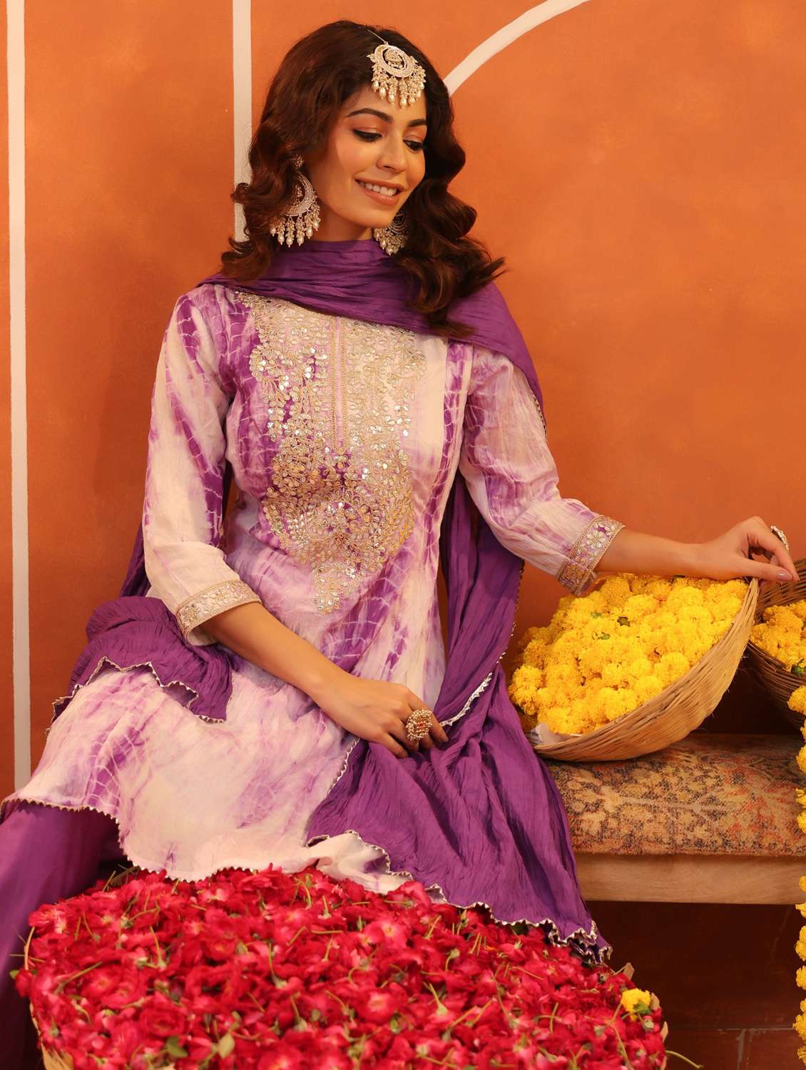 women three quarter sleeve kurta salwar with dupatta set - 22062073 - Standard Image - 2