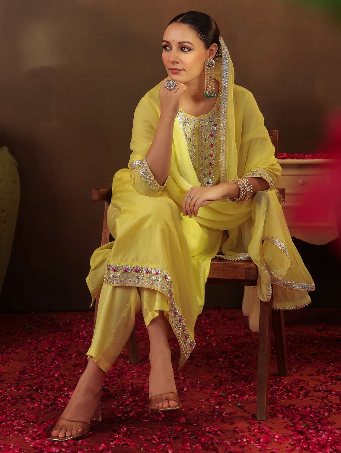 women three quarter sleeve kurta pant with dupatta set - 22062081 - Standard Image - 2
