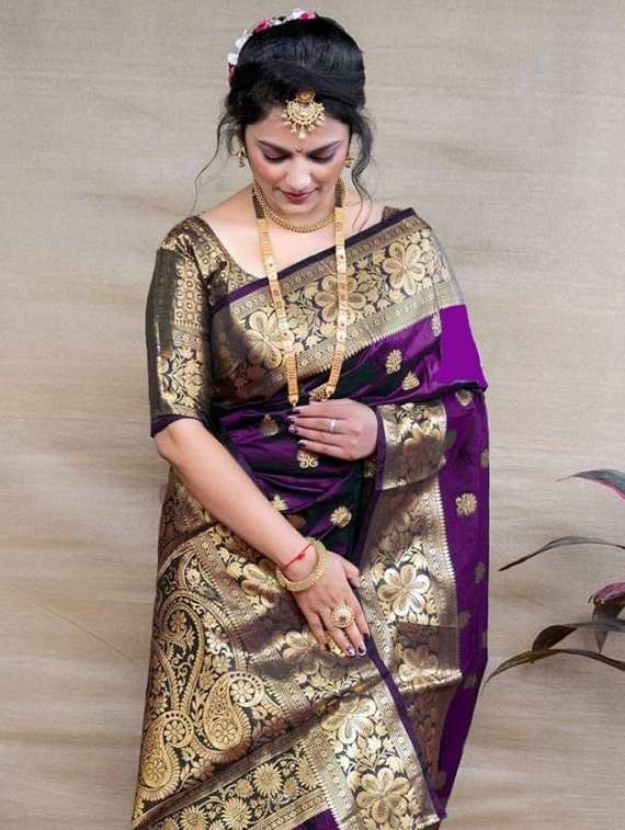 women self design banarasi saree with blouse - 22062133 - Standard Image - 2