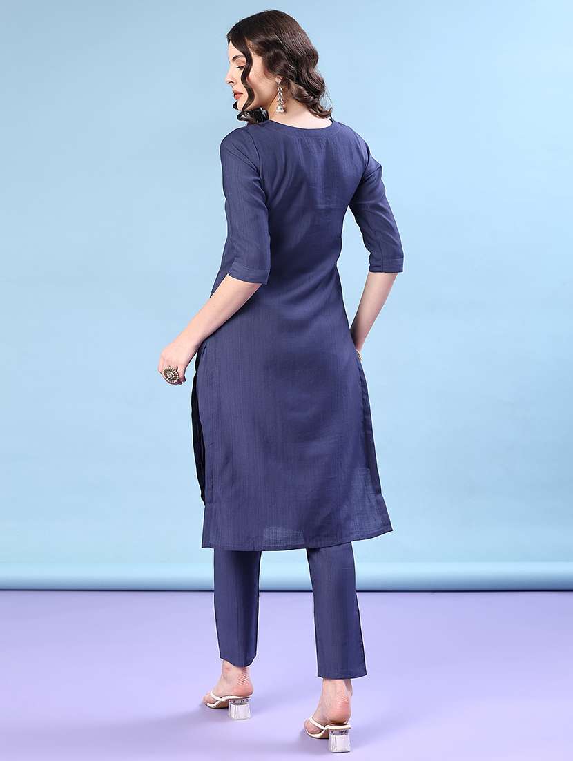 women three quarter sleeve kurta and pant  - 22062513 -  Standard Image - 2