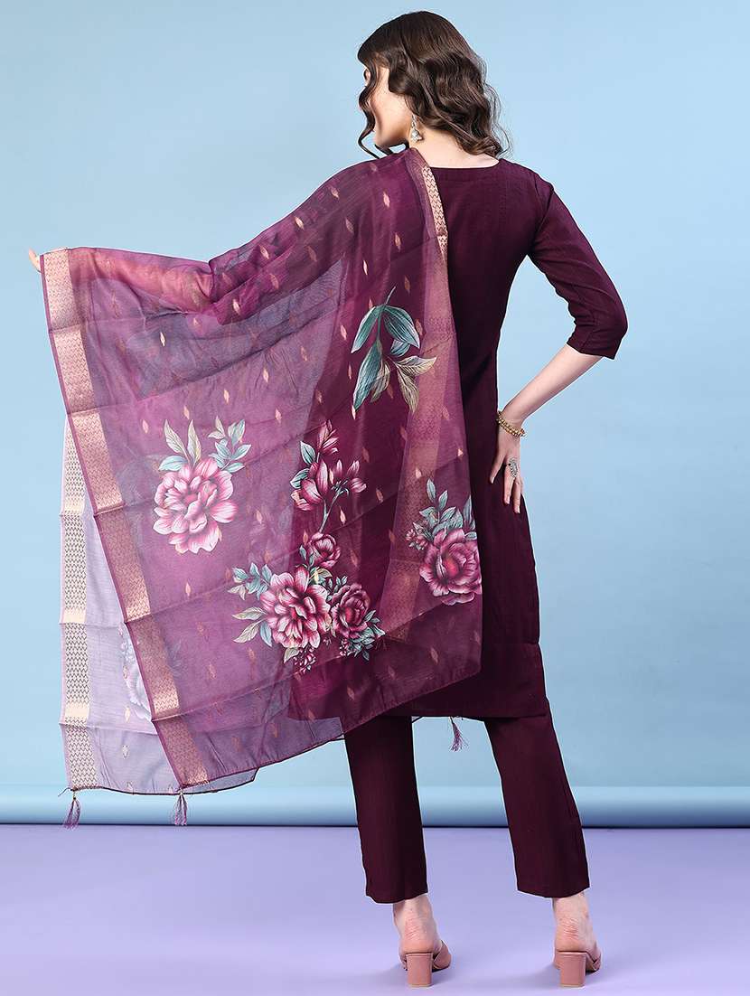 women three quarter sleeve kurta and pant with dupatta  - 22062515 -  Standard Image - 2