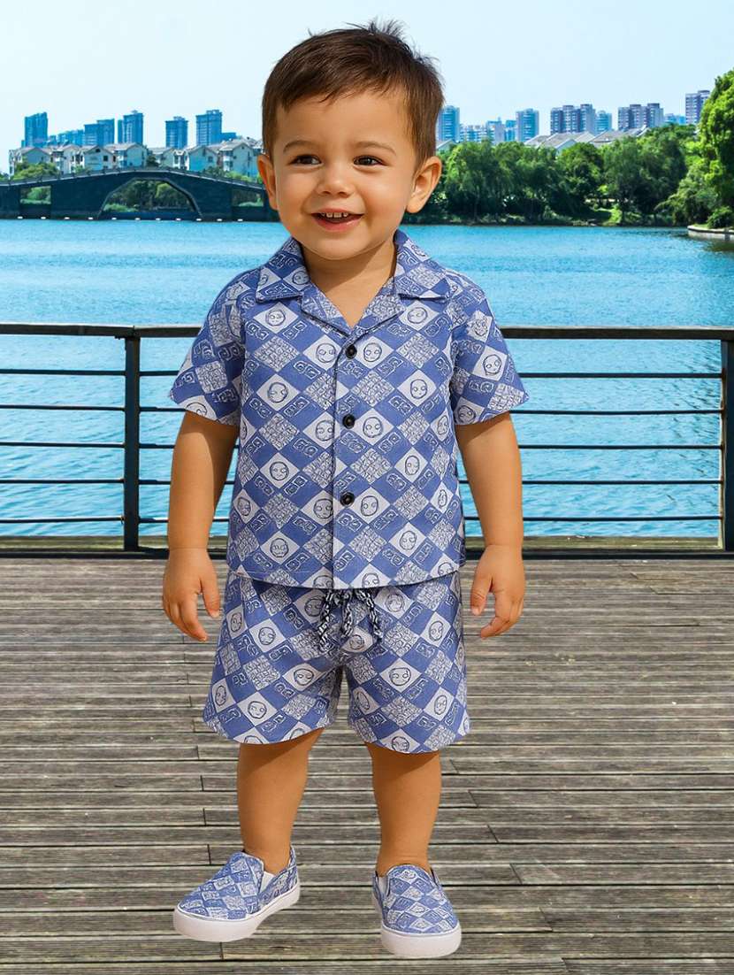 boys printed shirt & shorts co-ords set