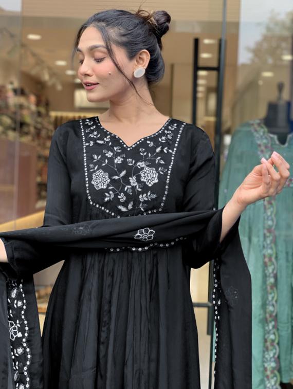 black muslin suit set - 22062818 - Standard Image - 2
