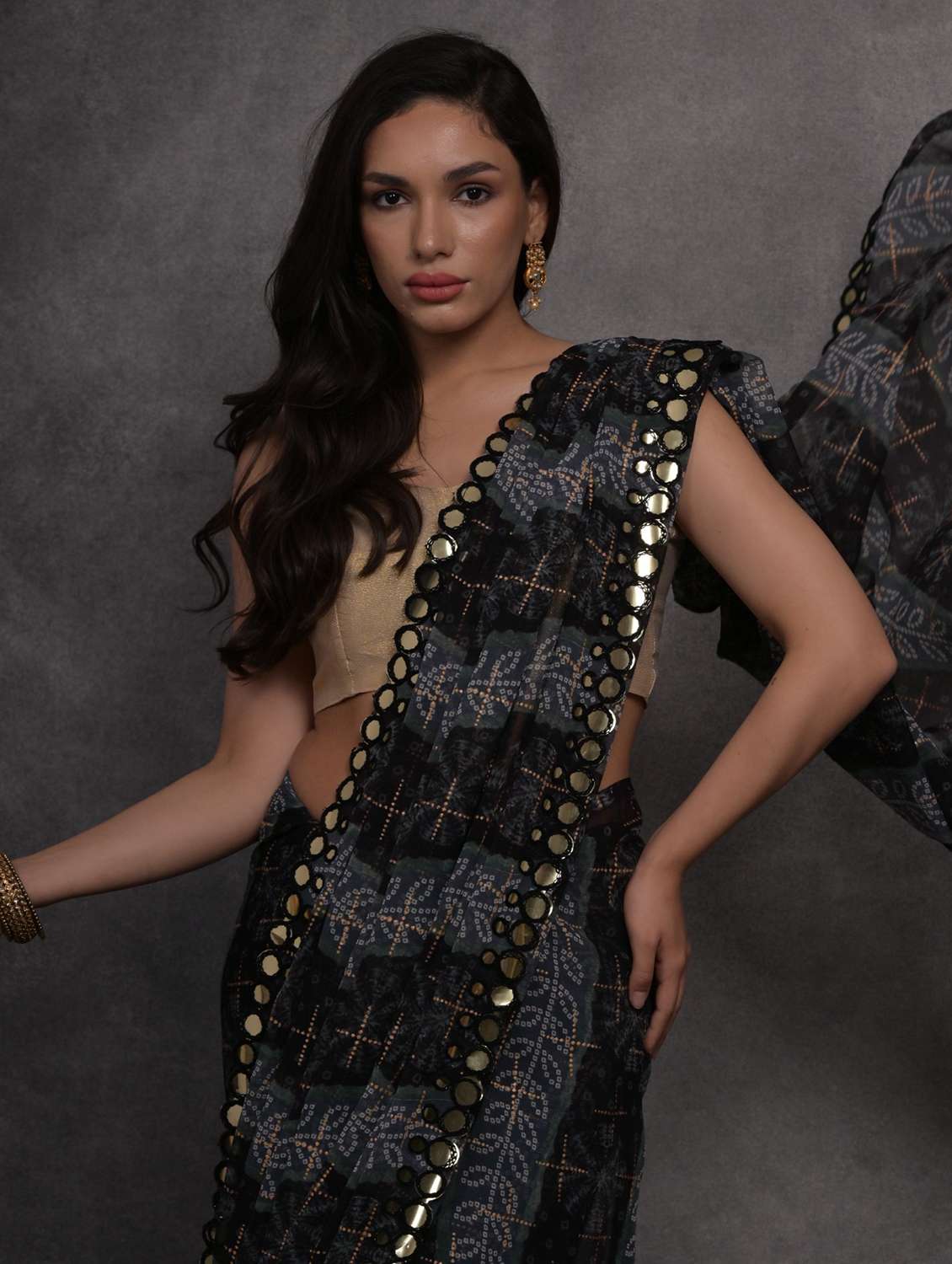 women printed casual wear saree with blouse - 22062975 -  Standard Image - 2