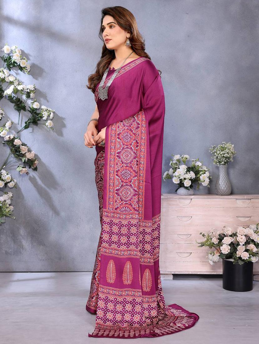 women printed casual wear saree with blouse - 22063823 - Standard Image - 2