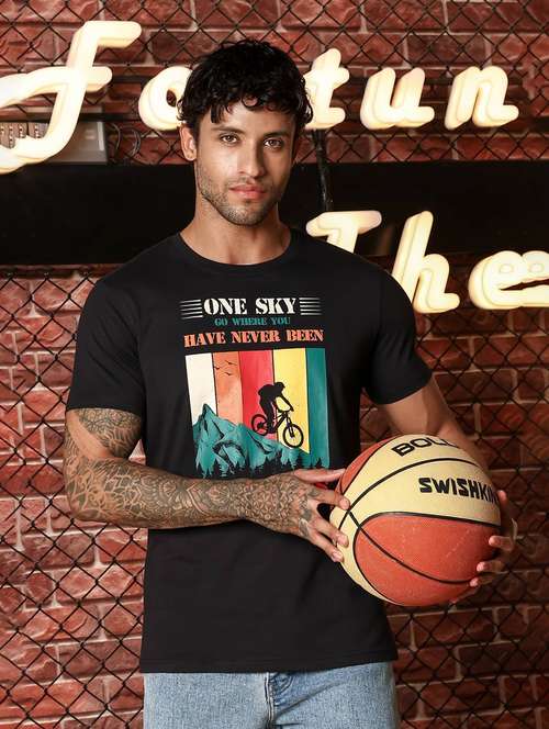men printed short sleeve regular fit t-shirt - 22063905 -  Standard Image - 0