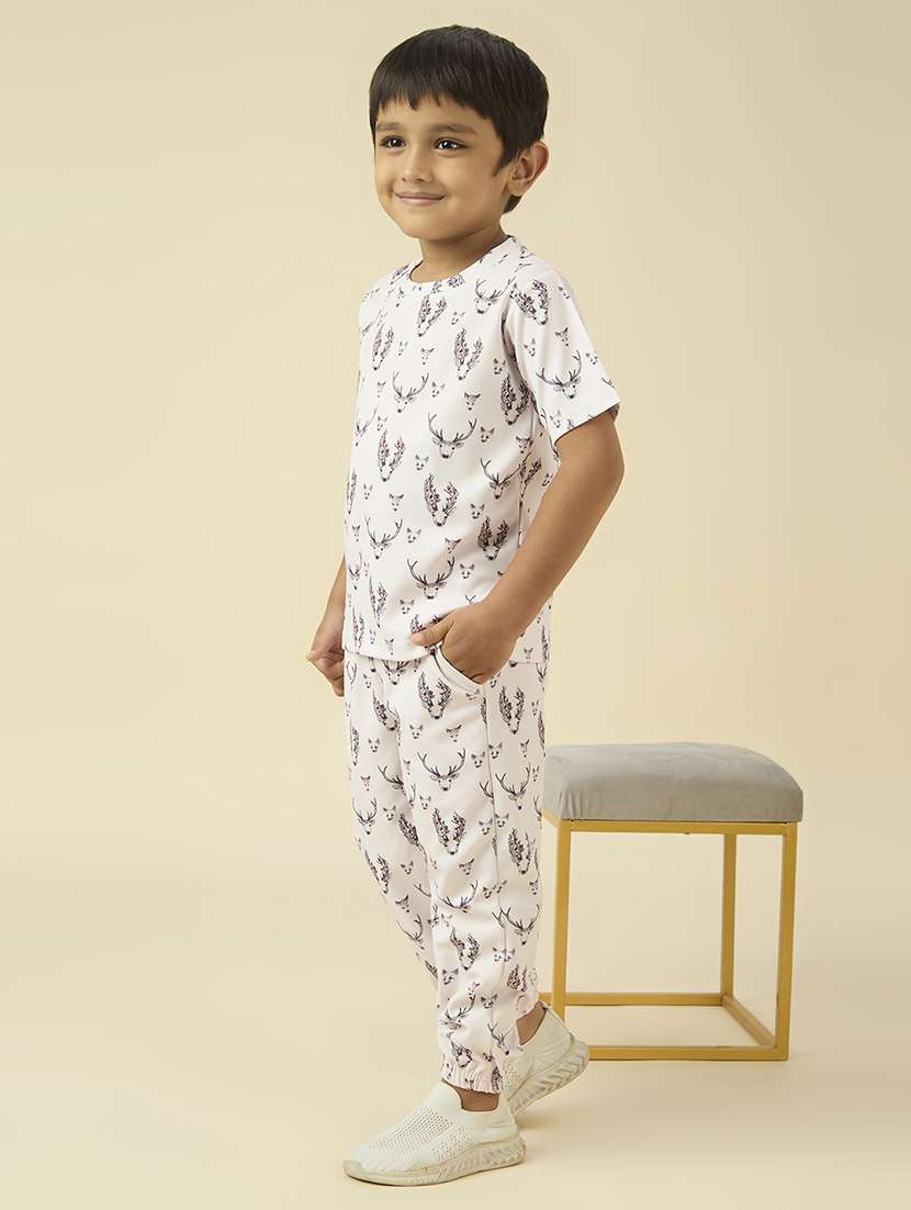 boys printed t-shirt and jogger co-ord set - 22065403 - Standard Image - 2