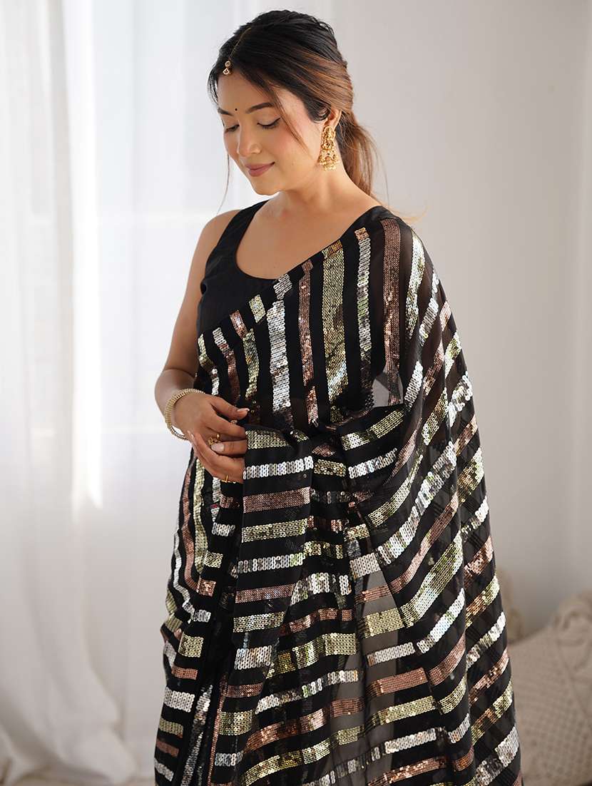 women solid with work embellished saree with blouse - 22065852 -  Standard Image - 2