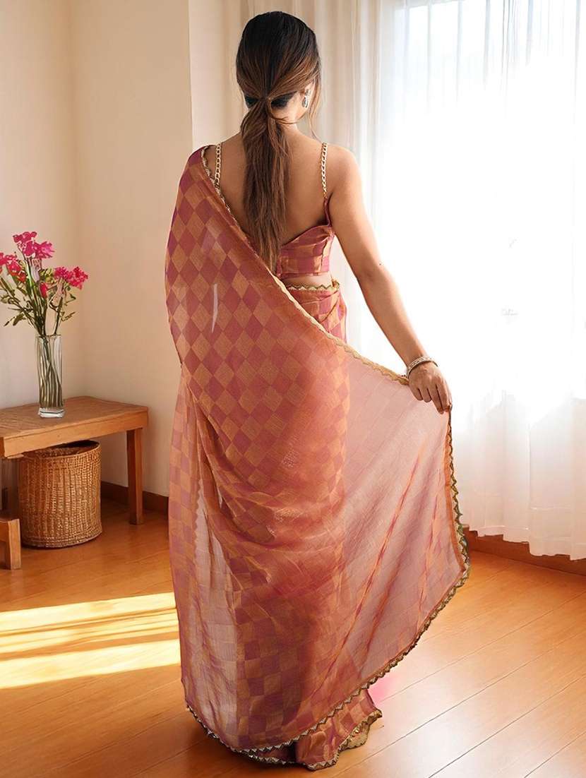 women checkered embellished bordered saree with blouse - 22066198 - Standard Image - 2