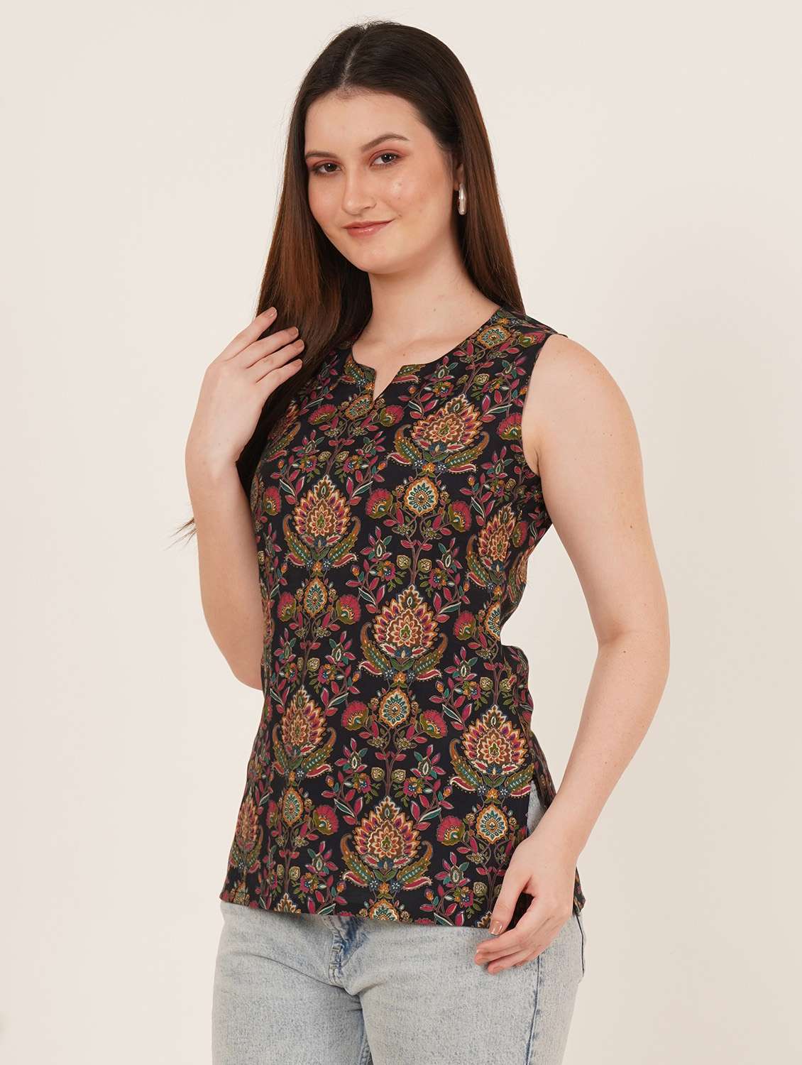 women printed sleeveless straight kurti - 22066250 - Standard Image - 2